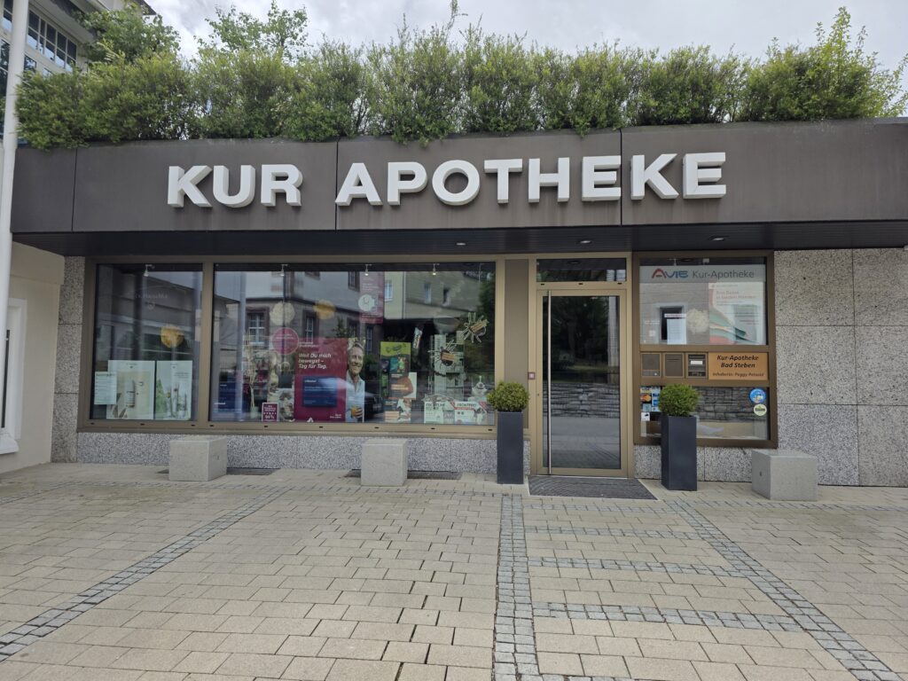 Filiale der Kur-Apotheke von Außen